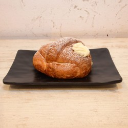 	Cornetto	Farcito cioccolato bianco 			