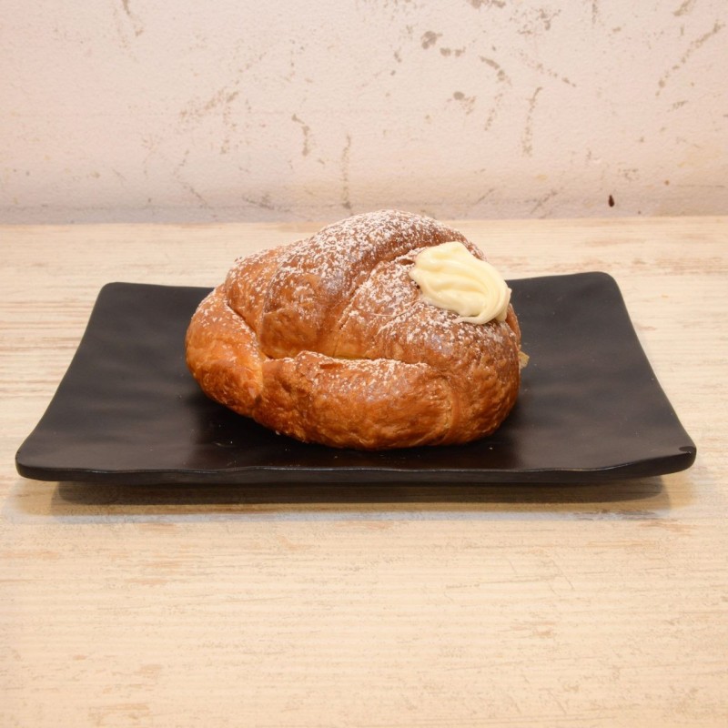 	Cornetto	Farcito cioccolato bianco 			